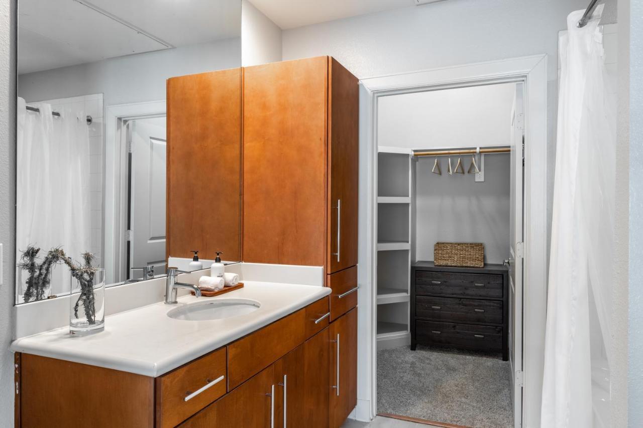 Locale At Sync Medical Center - Houston Aparthotel Bagian luar foto